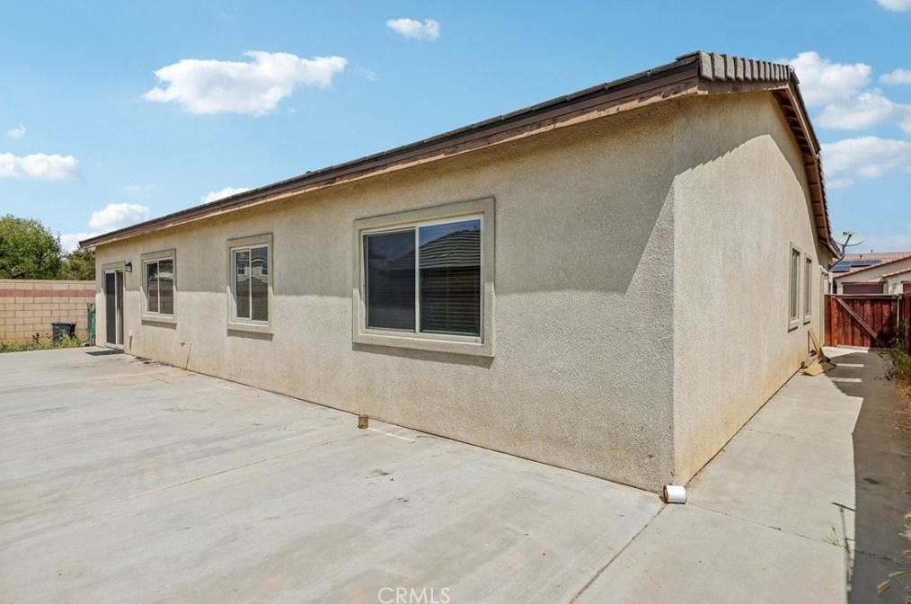 1315 Shamrock Way, Beaumont CA  92223-8460 exterior
