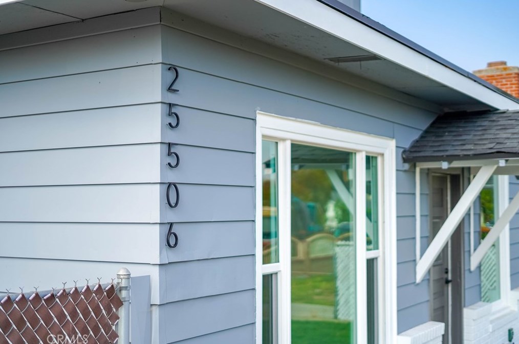 25506 Fisher St, San Bernardino CA  92404-6418 exterior