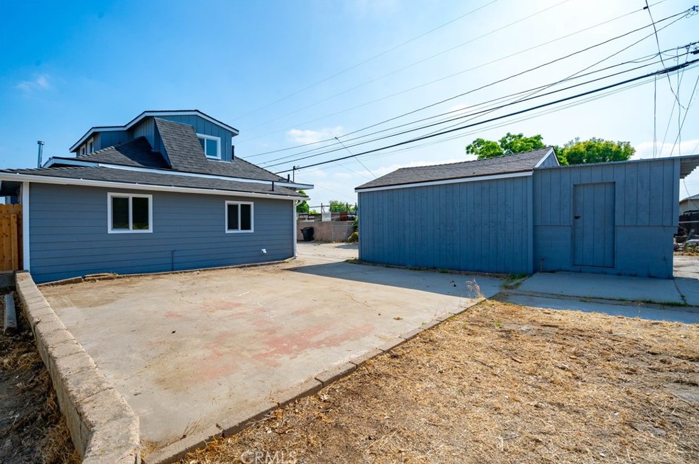 25506 Fisher St, San Bernardino CA  92404-6418 exterior