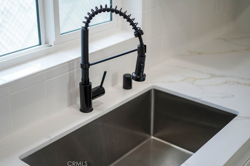 25506 Fisher St, San Bernardino CA  92404-6418 exterior