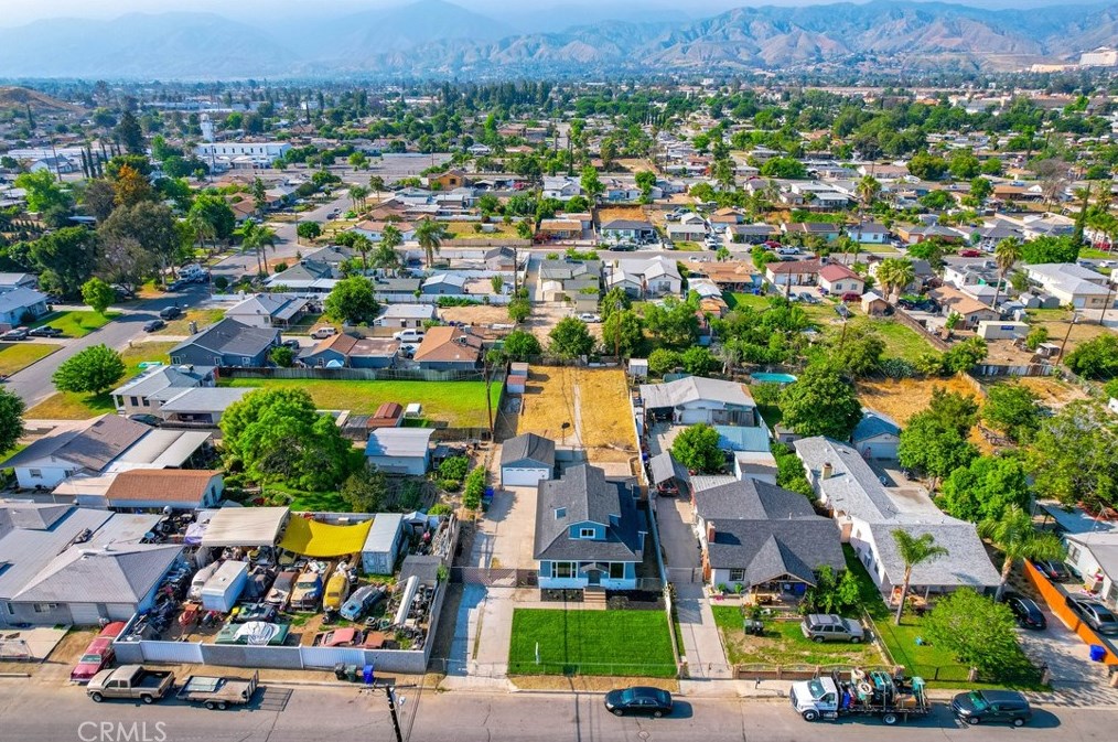 25506 Fisher St, San Bernardino CA  92404-6418 exterior