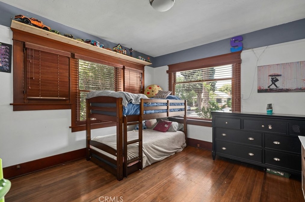 3944 Linwood Pl, Riverside CA  92506-1890 exterior