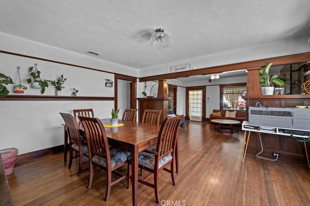 3944 Linwood Pl, Riverside CA  92506-1890 exterior