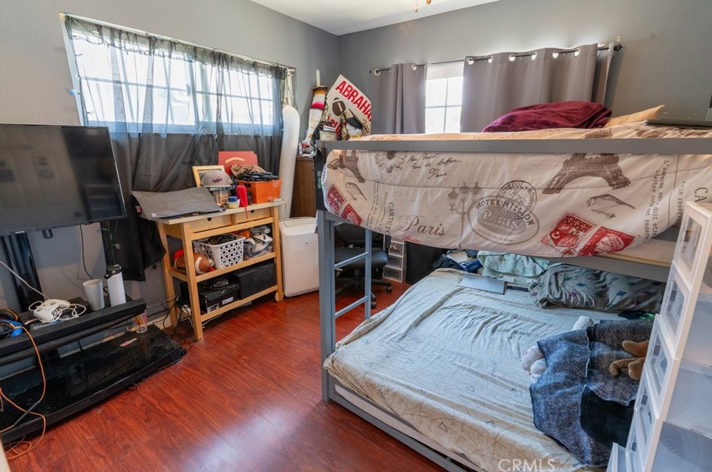 16545 Barbee St, Fontana CA  92336-2567 exterior