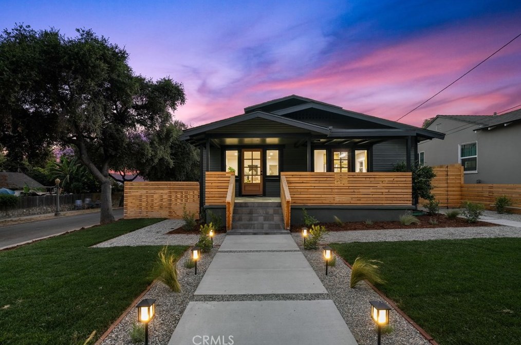1901 Navarro Ave, Pasadena CA  91103-1551 exterior