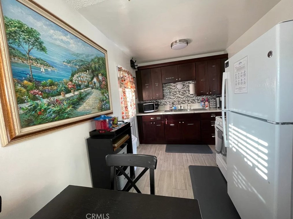 15133 Bellflower Blvd, Bellflower CA 90706-3711 exterior