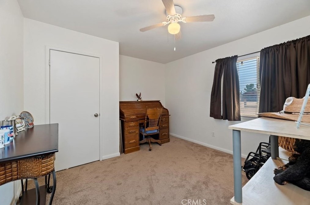 18060 Deodar St, Hesperia CA  92345-5158 exterior