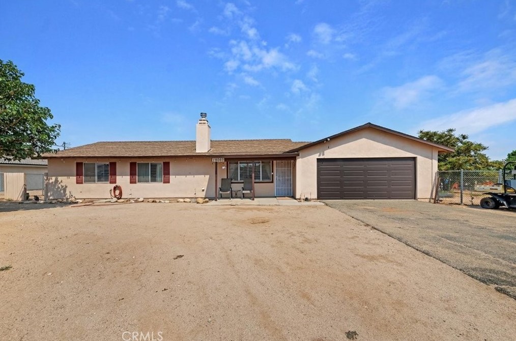 18060 Deodar St, Hesperia CA  92345-5158 exterior