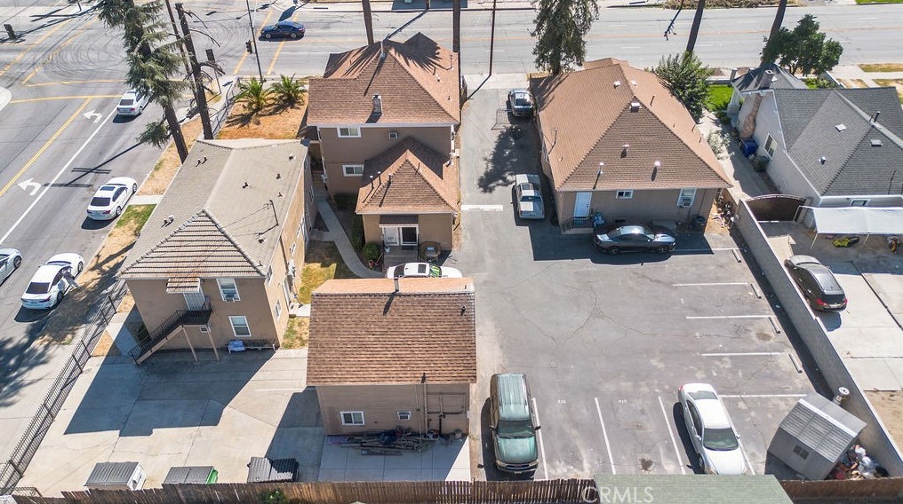 708 9th St, San Bernardino CA  92410-4008 exterior