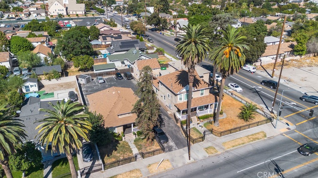 708 9th St, San Bernardino CA  92410-4008 exterior