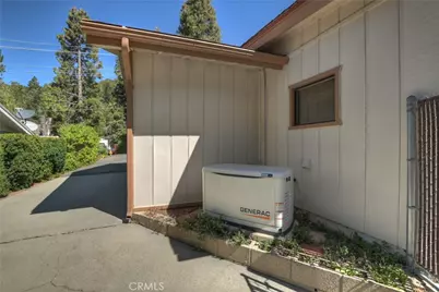 23167 Brookside Road, Crestline, CA 92325 - Photo 33