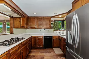 23167 Brookside Rd, Crestline, CA 92325 - Photo 21