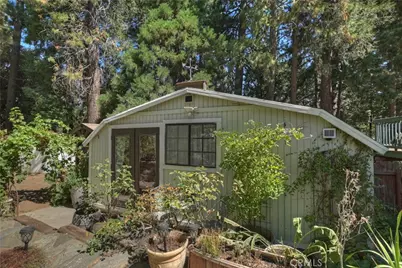 22911 Crest Forest Drive, Crestline, CA 92325 - Photo 31