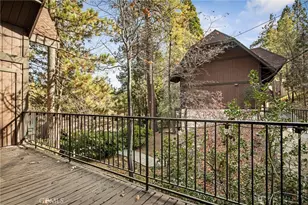 966 Willow Creek Rd, Lake Arrowhead, CA 92352 - Photo 7