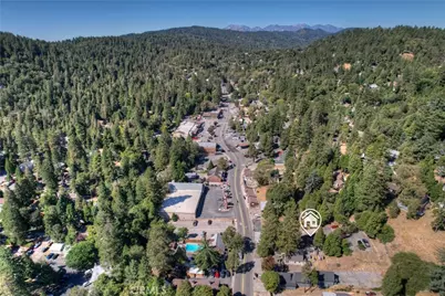 24028 Lake Drive, Crestline, CA 92325 - Photo 13