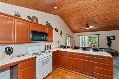 1134 Siskiyou Drive, Big Bear Lake, CA 92315 - Photo 9