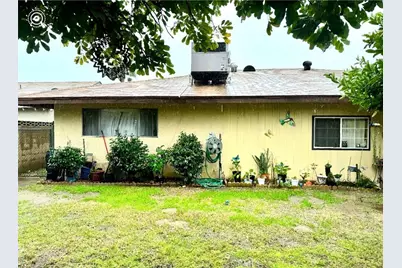 17626 Orange Court, Fontana, CA 92335 - Photo 29