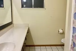 17626 Orange Ct, Fontana, CA 92335 - Photo 19