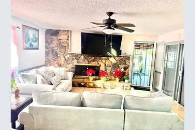 17626 Orange Court, Fontana, CA 92335 - Photo 11