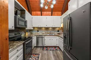 26834 Huron Rd, Lake Arrowhead, CA 92352 - Photo 9