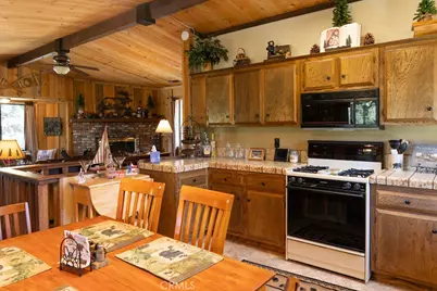 961 Villa Grove Avenue, Big Bear Lake, CA 92314 - Photo 33