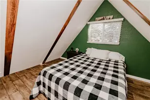 298 Holmes Ln, Sugarloaf, CA 92386 - Photo 21