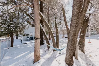 298 Holmes Lane, Sugarloaf, CA 92386 - Photo 25