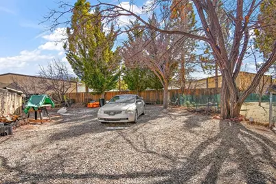 332 W Meadow Lane, Big Bear City, CA 92314 - Photo 31