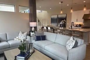 27346 Creekwood Ln, Valencia, CA 91381 - Photo 3