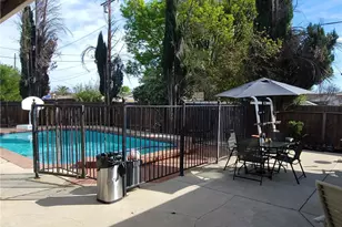 8600 Mason Ave, Winnetka, CA 91306 - Photo 27