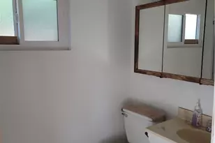 8600 Mason Ave, Winnetka, CA 91306 - Photo 21