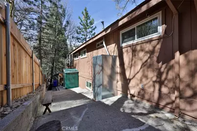 22945 Redwood Way, Crestline, CA 92325 - Photo 57