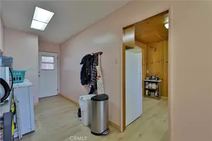 22945 Redwood Way, Crestline, CA 92325 - Photo 23