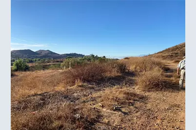 20920 Sawgo Drive, Perris, CA 92570 - Photo 5