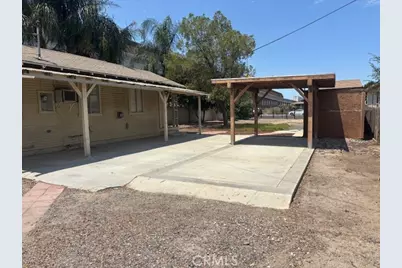 111 N Victoria Avenue, Corona, CA 92879 - Photo 3
