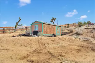 25733 Roundup Way, Apple Valley, CA 92308 - Photo 49