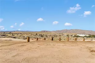 25733 Roundup Way, Apple Valley, CA 92308 - Photo 39