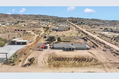 25733 Roundup Way, Apple Valley, CA 92308 - Photo 55