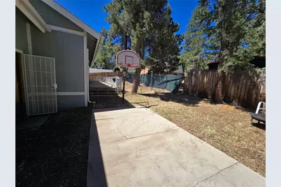 252 Riverside Avenue, Sugarloaf, CA 92386 - Photo 29