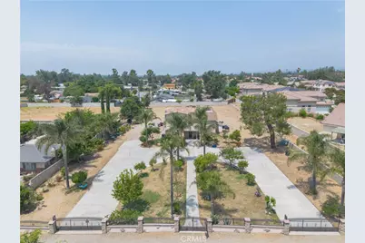 9408 Poplar Avenue, Fontana, CA 92335 - Photo 5