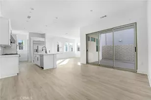 27346 Creekwood Ln, Valencia, CA 91381 - Photo 7