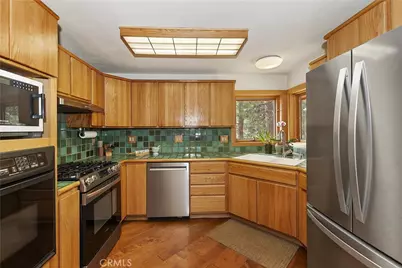 39128 North Shore, Fawnskin, CA 92333 - Photo 21