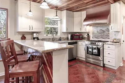 28916 North Shore Road, Lake Arrowhead, CA 92352 - Photo 11