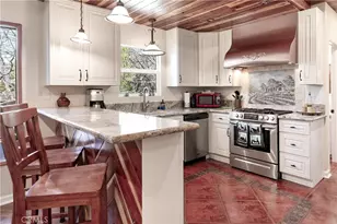 28916 N Shore Rd, Lake Arrowhead, CA 92352 - Photo 11