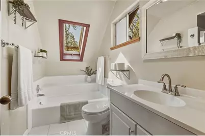 458 Clubhouse Drive, Twin Peaks, CA 92391 - Photo 23