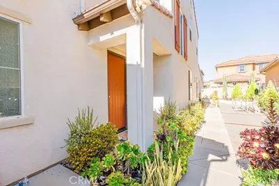 39580 Strada Pozzo, Lake Elsinore, CA 92532 - Photo 3