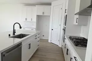 30313 Marshall Ln, Menifee, CA 92584 - Photo 11