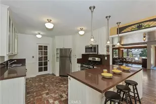 242 Holiday Dr, Lake Arrowhead, CA 92352 - Photo 21