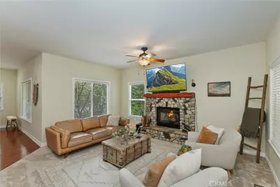 28589 Shenandoah Drive, Lake Arrowhead, CA 92352 - Photo 5