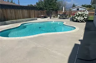 12630 Maple Ct, Yucaipa, CA 92399 - Photo 3